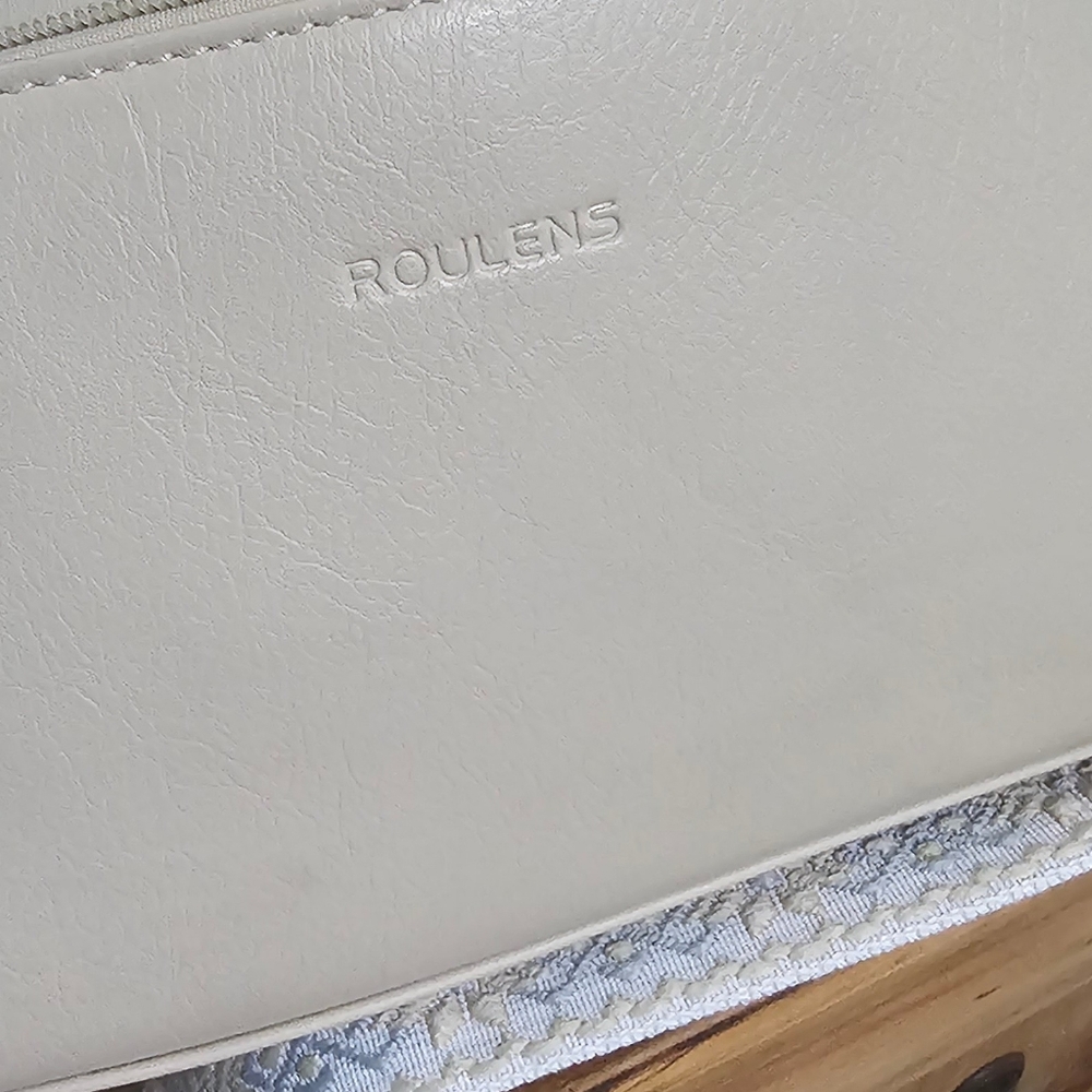 Roulens Cream Crossbody Bag with Guitar Strap EUC - Picture 16 of 16